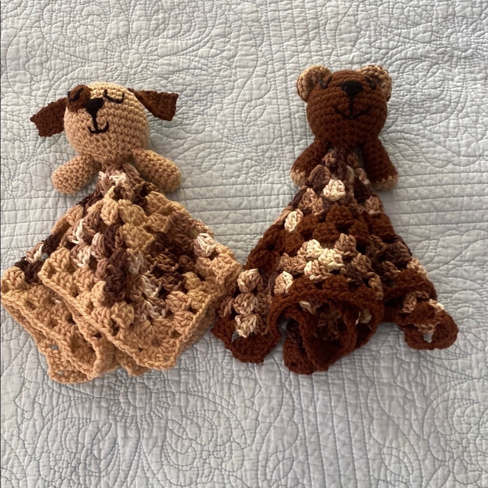 Brown and Tan Stuffed Animal Security Blanket Set